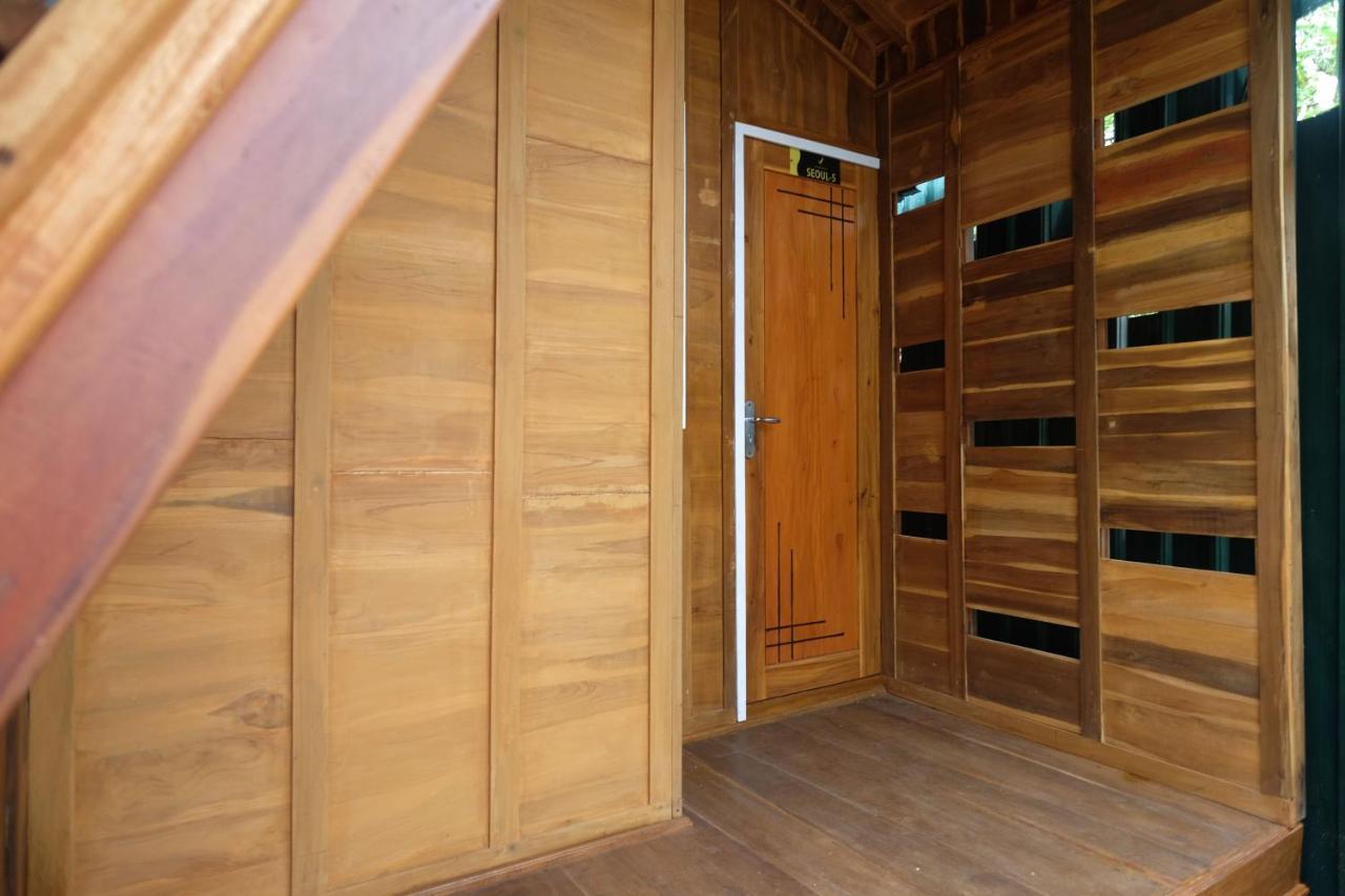 Urbanview Villa Lukulo Kebumen By Reddoorz Bagian luar foto