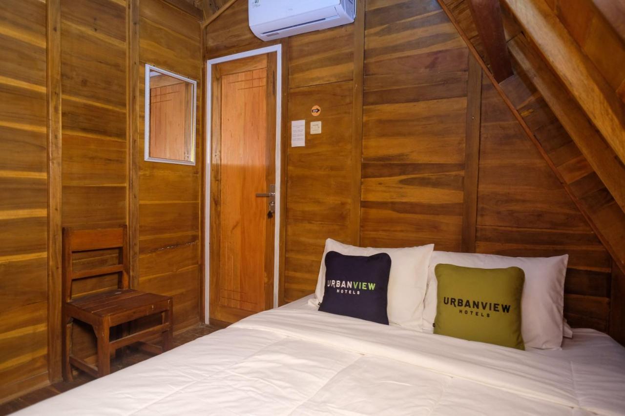 Urbanview Villa Lukulo Kebumen By Reddoorz Bagian luar foto